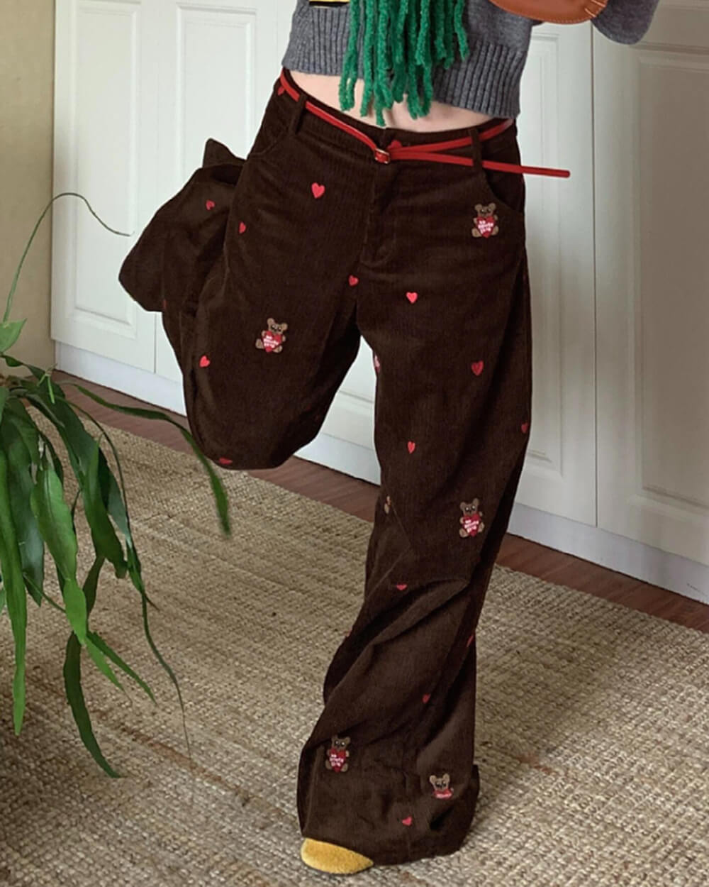 bear embroidery cord pants